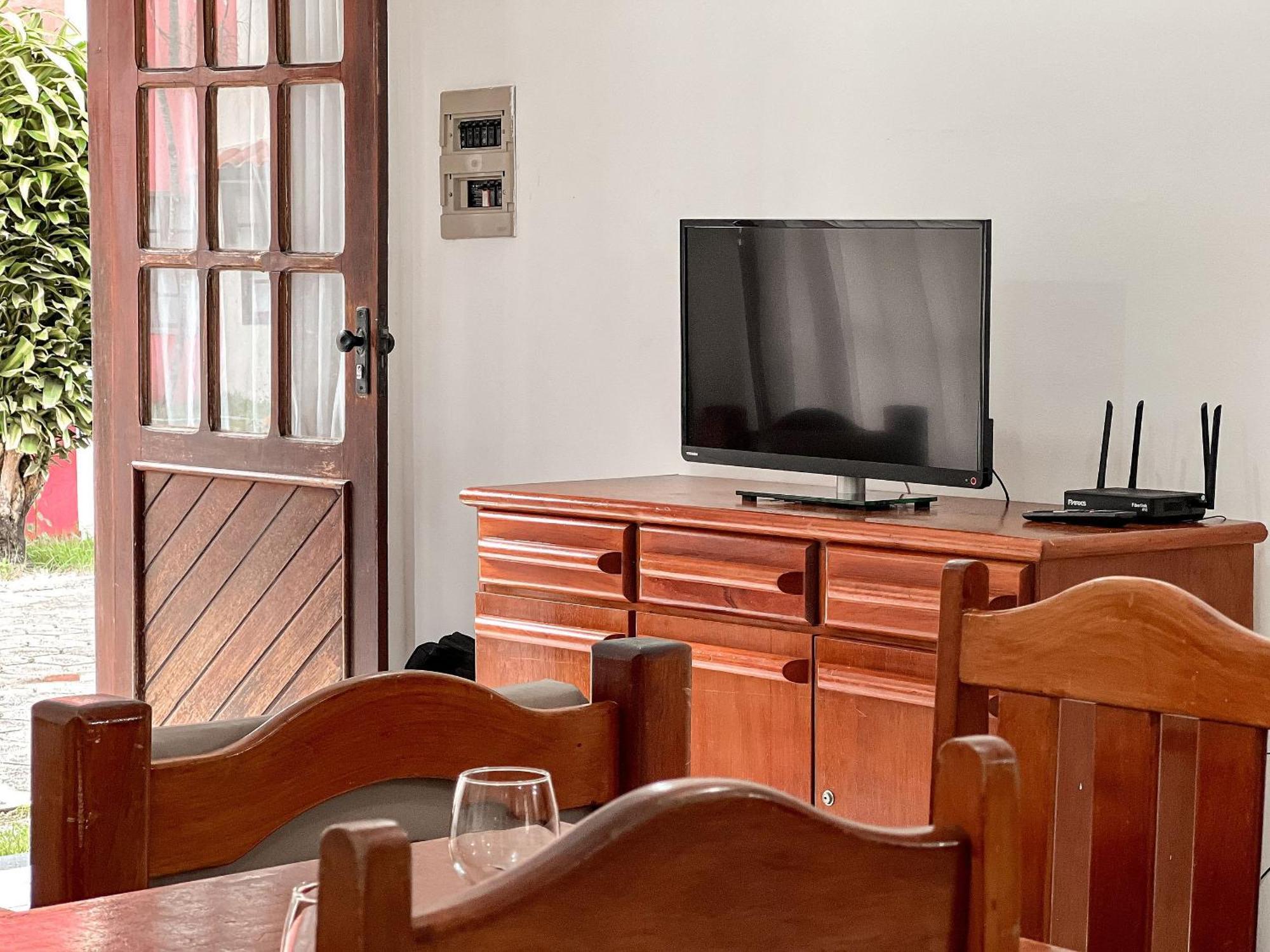Residencial Taperapua: Beachfront Suites with Pool and High-Speed Internet Porto Seguro Exterior photo